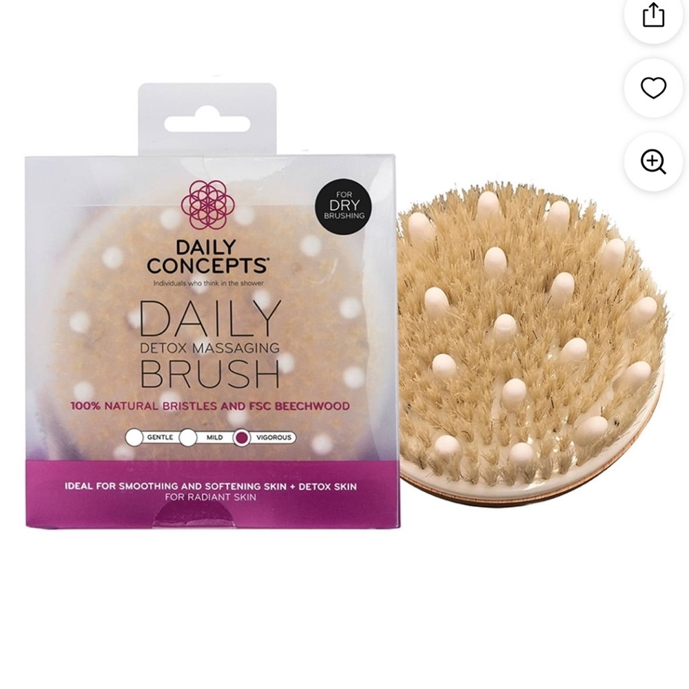 NWT Daily Concepts Daily Detox Massaging Brush